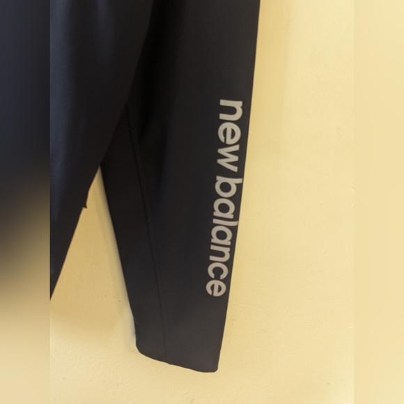 Men's New Balance Softshell Jacket Size Small - Picture 2 of 5